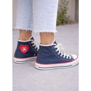 Converse Chuck Taylor Heart Patch High Top Sneakers Navy Womens 6